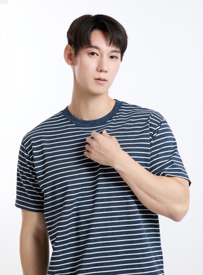 LOOSE FIT STRIPE